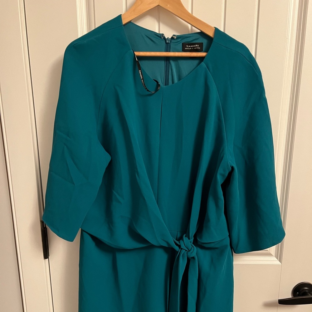 Brand new dress by Tahari size 18